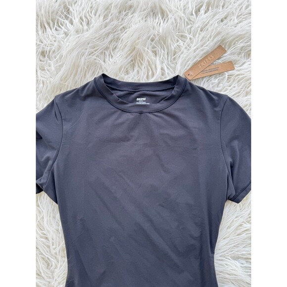 Skims Fits Everybody T-Shirt Bodysuit Onyx Size Small - Picture 5 of 10